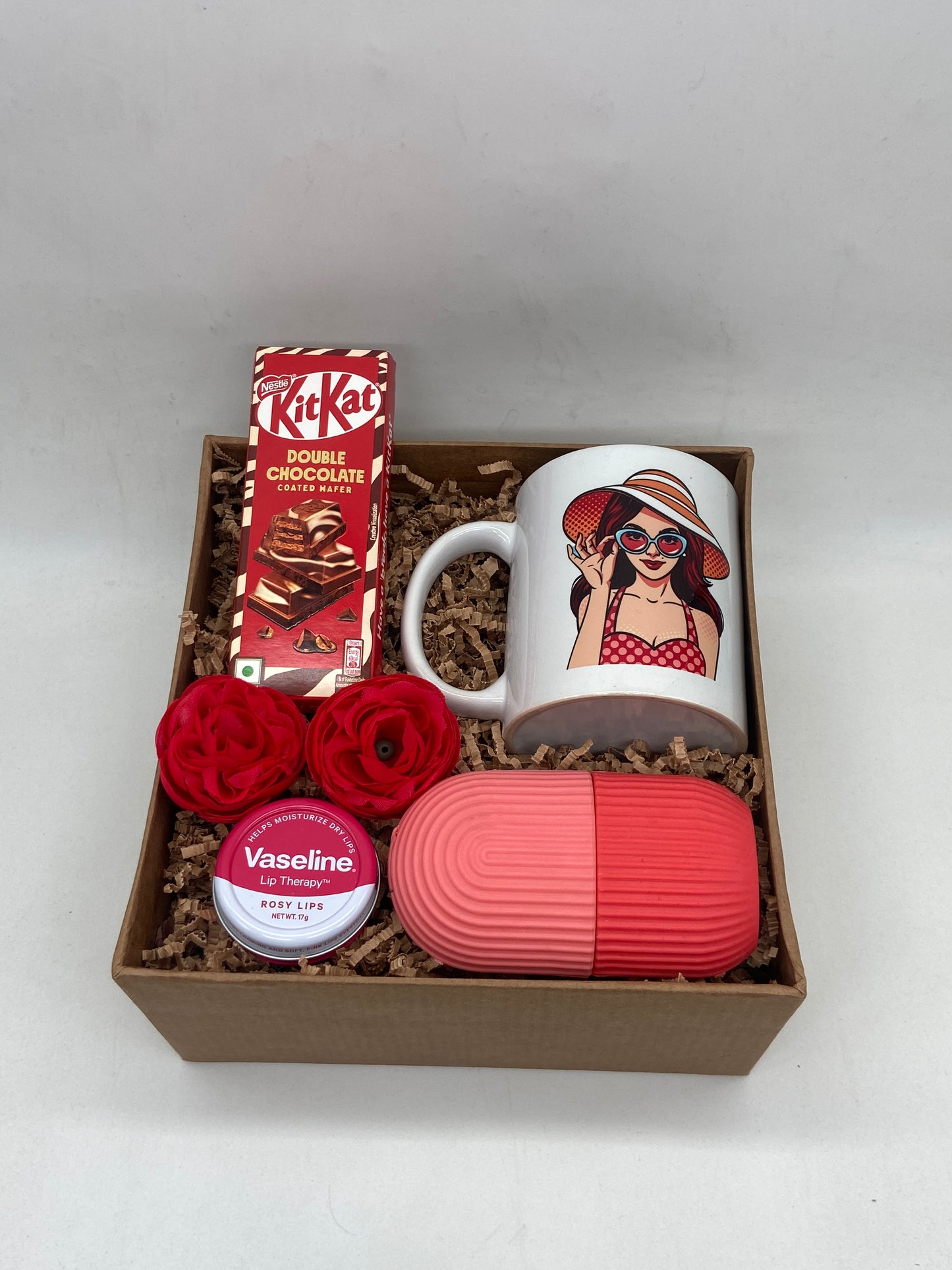 Personalized Pampering Gift Box: The Ultimate Birthday Gift for Your Girlfriend or Wife